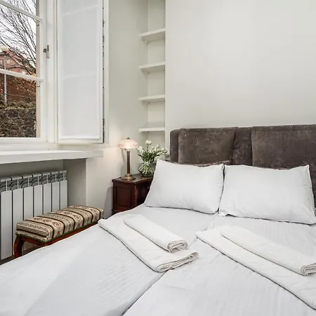 Apartment Przy Barbakanie Old Town, Sun & Snow Warsaw